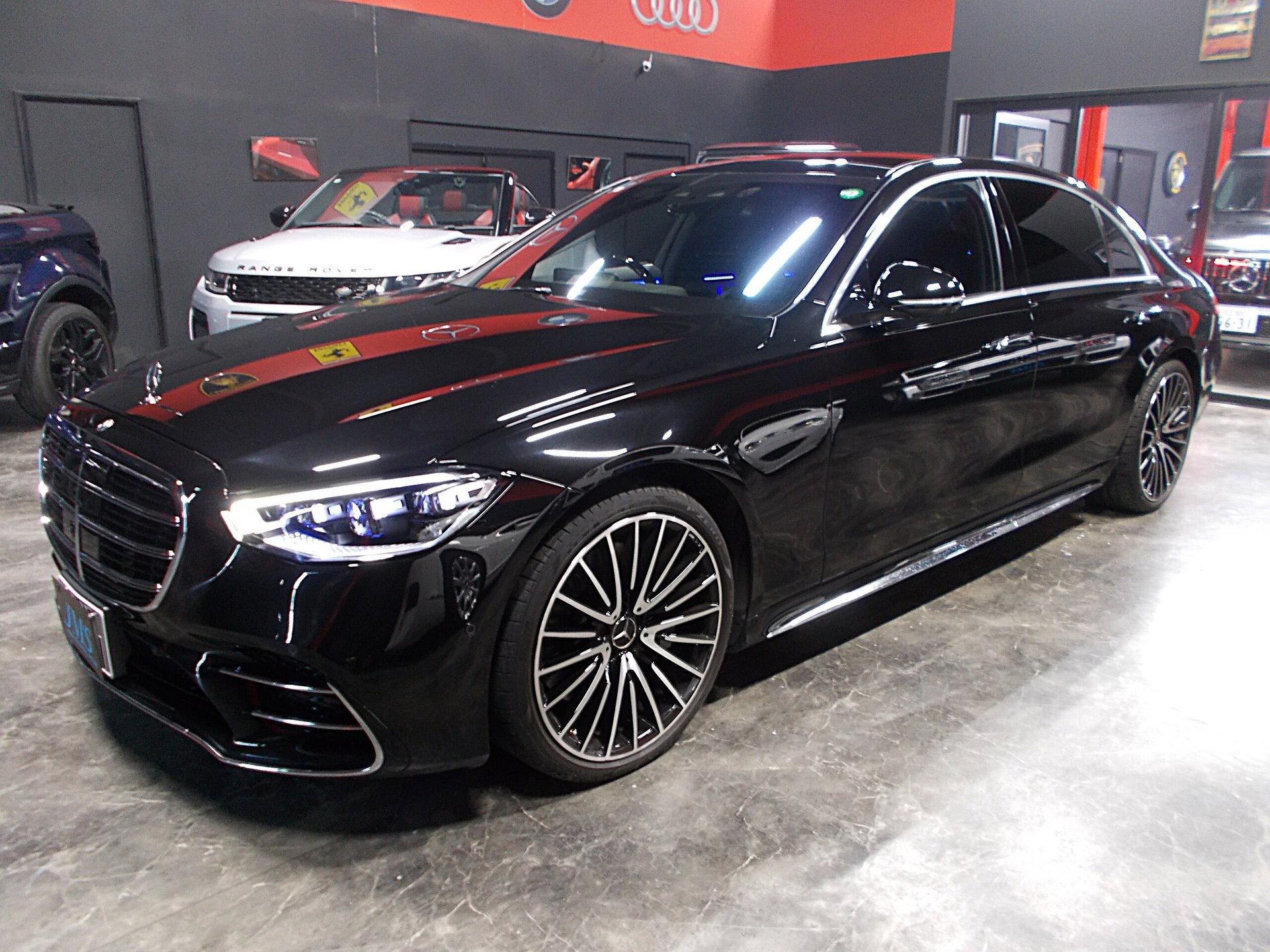 MERCEDES-BENZ S-CLASS - View 1