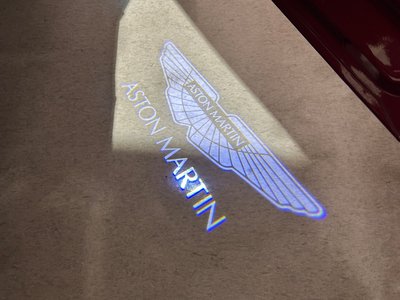 صورة 53 لـ 2021 Aston Martin DBX
