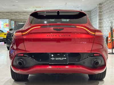 2021 Aston Martin DBX photo 10