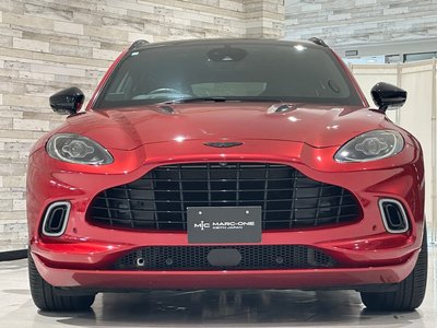 2021 Aston Martin DBX photo 3