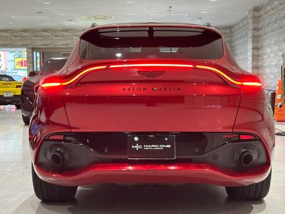 صورة 11 لـ 2021 Aston Martin DBX