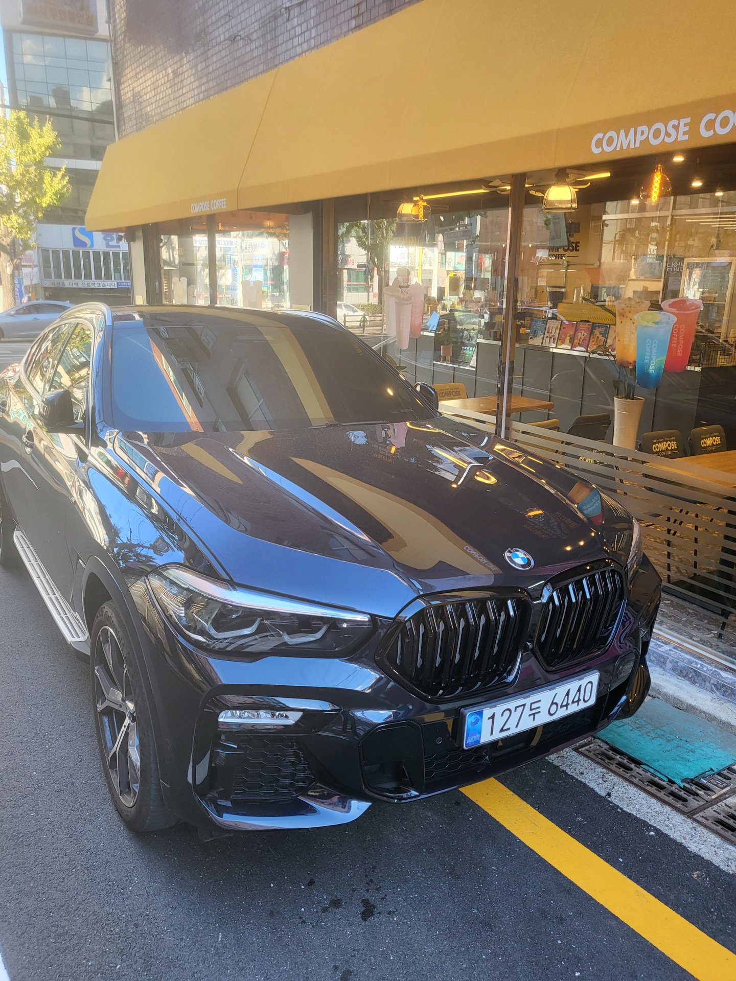 BMW X6 - View 1