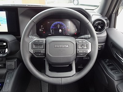 2025 Toyota LAND CRUISER 250 — миниатюра 25
