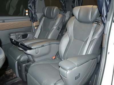 صورة 10 لـ 2023 Toyota ALPHARD