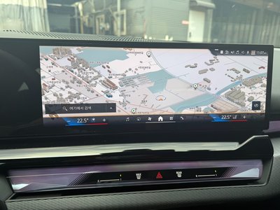 2025 BMW 5 SERIES — миниатюра 16