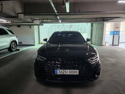 AUDI S8 - 2