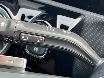 MERCEDES-BENZ A-CLASS - 9