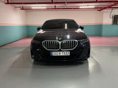 BMW 5 SERIES - 2