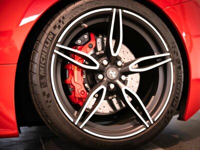 FERRARI 458 SPECIALE - 5