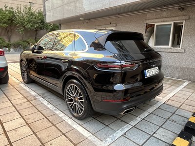 PORSCHE CAYENNE - 3