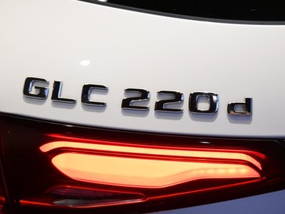 MERCEDES-BENZ GLC - 8