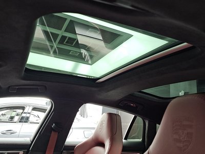 2023 Porsche PANAMERA — миниатюра 25