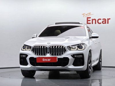 2021 BMW X6 — фото 2