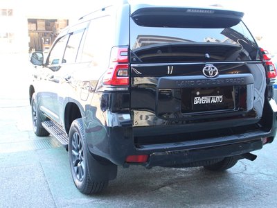 TOYOTA LAND CRUISER PRADO - 8