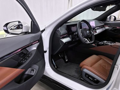 BMW 5 SERIES - 10