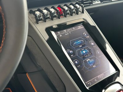 صورة 10 لـ 2023 Lamborghini HURACAN SPYDER