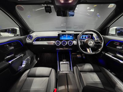 MERCEDES-BENZ GLB - 9