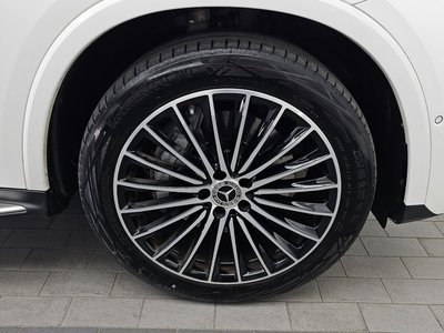 MERCEDES-BENZ GLC - 8