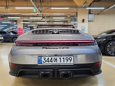 PORSCHE 911 - 4