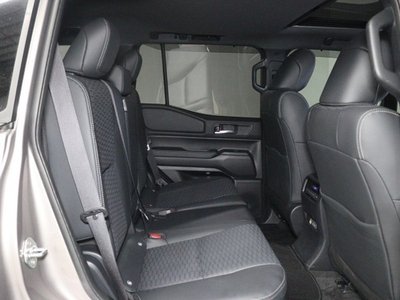 2025 Toyota LAND CRUISER 250 — миниатюра 14