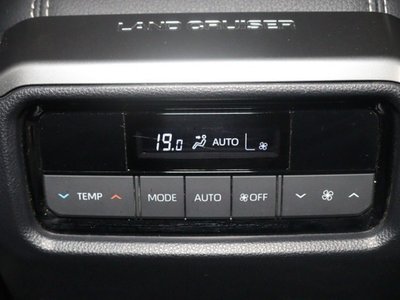 2025 Toyota LAND CRUISER 250 — миниатюра 16