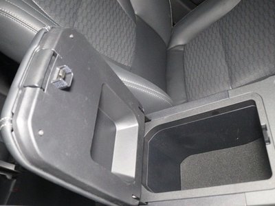 2025 Toyota LAND CRUISER 250 — миниатюра 36