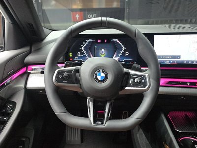 2025 BMW 5 SERIES — миниатюра 19