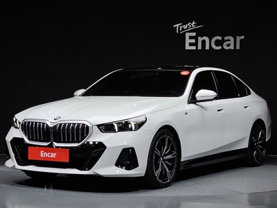 BMW 5 SERIES - 1