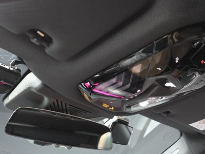 2025 BMW 5 SERIES — миниатюра 33