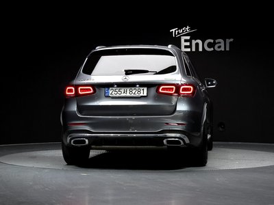 MERCEDES-BENZ GLC - 3