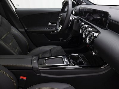 2025 Mercedes-BENZ A-CLASS 照片 9