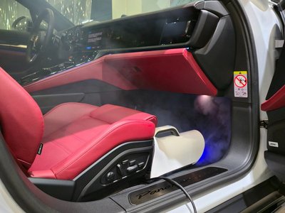 PORSCHE PANAMERA - 3