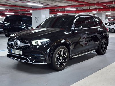 2021 Mercedes-BENZ GLE — фото 1