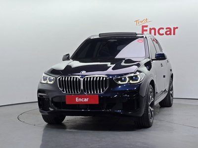 2022 BMW X5 photo 2