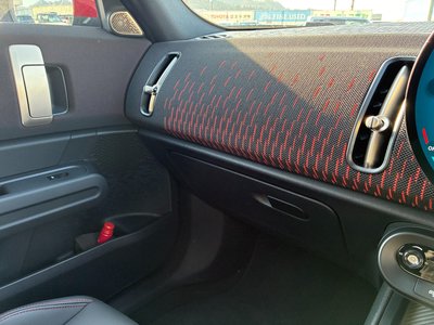 2024 MINI COOPER COUNTRYMAN — миниатюра 83