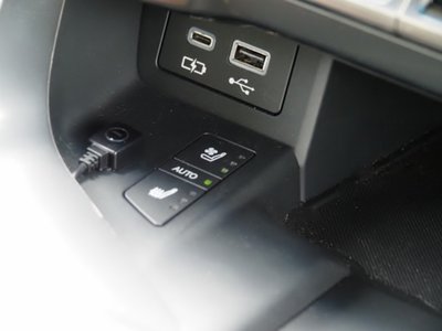 صورة مصغرة 56 لـ 2023 Lexus LX