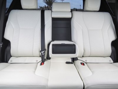 صورة مصغرة 27 لـ 2023 Lexus LX