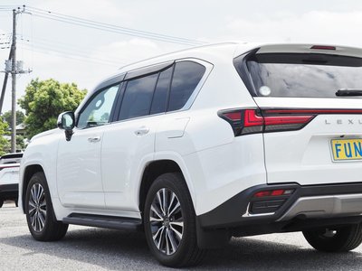 صورة مصغرة 13 لـ 2023 Lexus LX