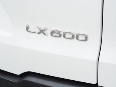 صورة مصغرة 78 لـ 2023 Lexus LX