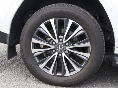 صورة مصغرة 18 لـ 2023 Lexus LX
