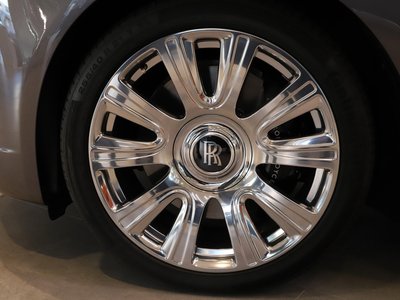 ROLLS-ROYCE DAWN - 6