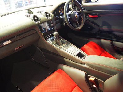 2025 Porsche 718 SPYDER thumbnail 47