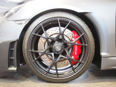 2025 Porsche 718 SPYDER photo 10