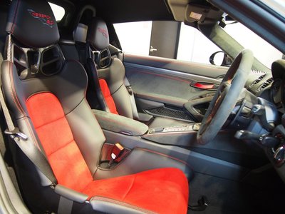 2025 Porsche 718 SPYDER thumbnail 30