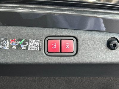 2026 Mercedes-BENZ E-CLASS — миниатюра 22