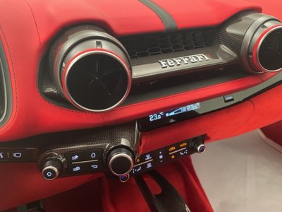 2018 Ferrari 812 SUPERFAST — фото 23