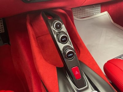2018 Ferrari 812 SUPERFAST — фото 24