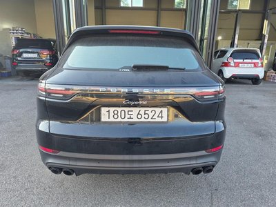 PORSCHE CAYENNE - 6