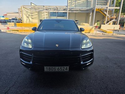 PORSCHE CAYENNE - 1