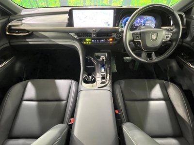 2024 Toyota CROWN SPORT photo 5